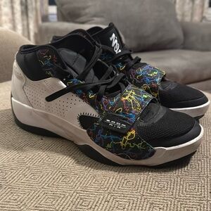Mens, size 11.5 Nike Jordan Zion 2s